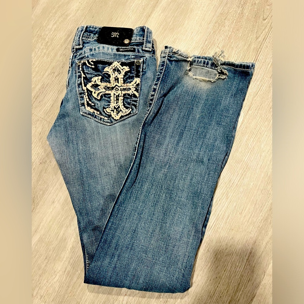 Women’s size 28 miss me bootcut jeans